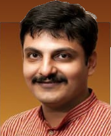 Dr. Nipun Vinayak