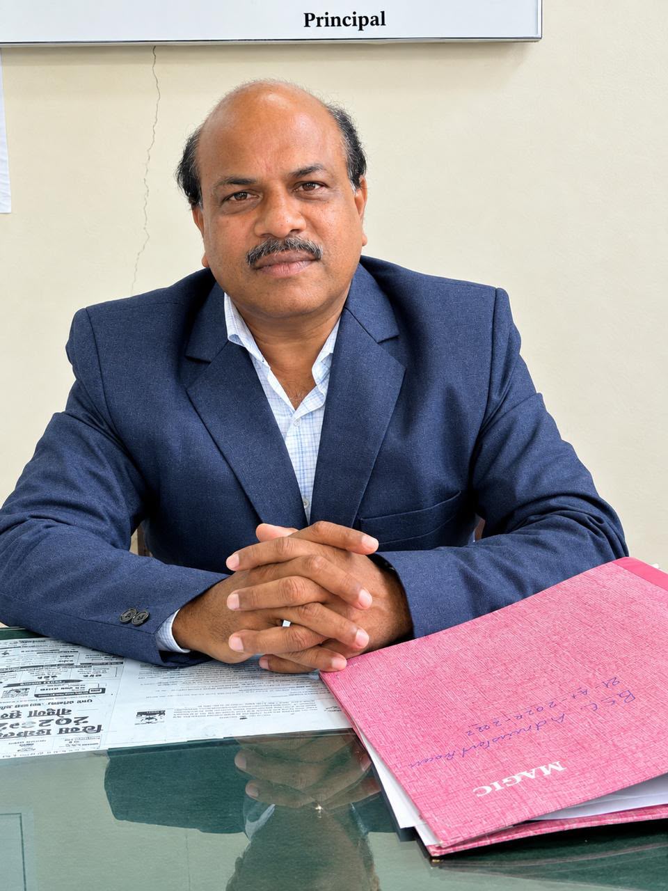Principal Mr. Manoj L. Deshmukh - Government B.Sc. Nursing College